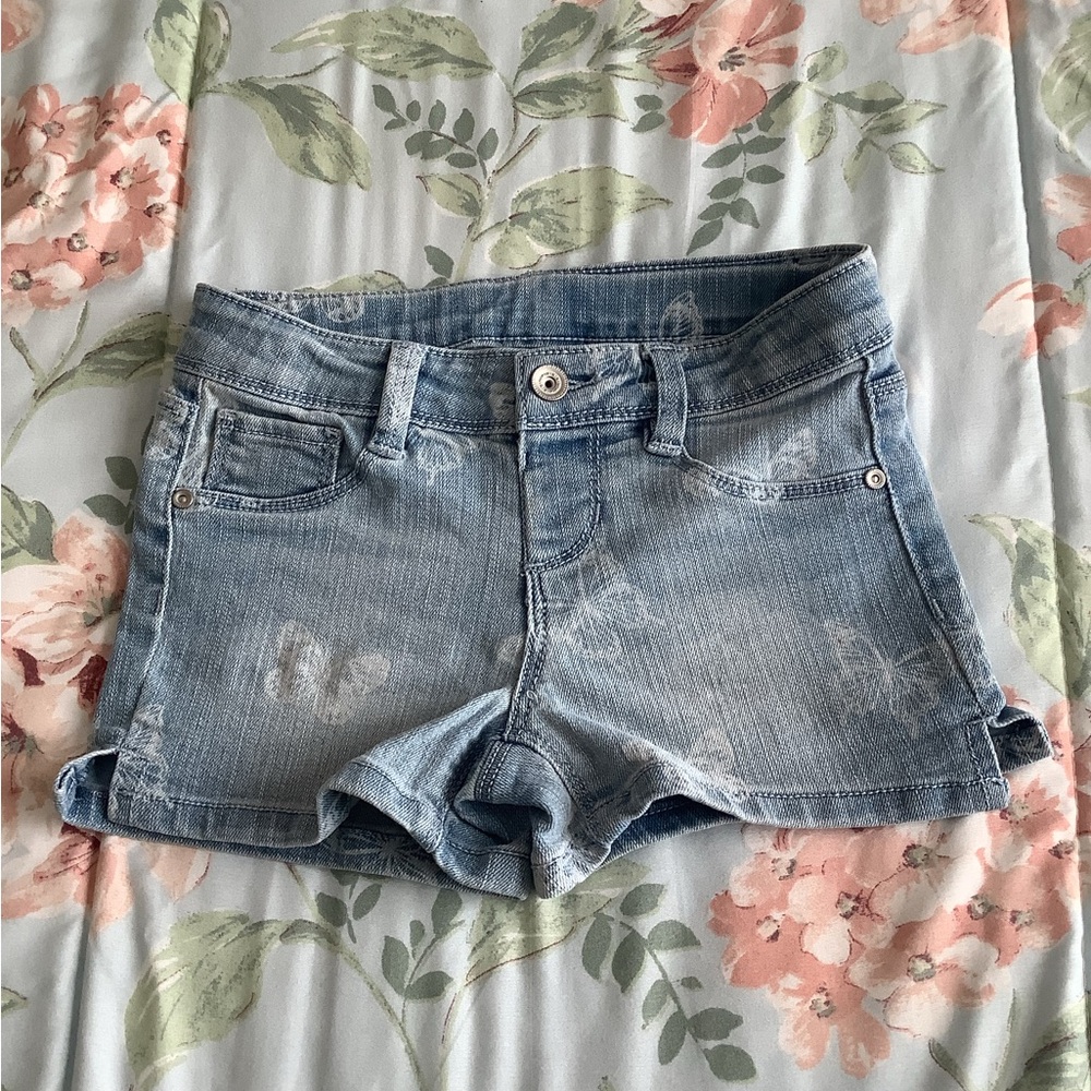 Members Mark jean shorts size 4/5 cute butterflies 🦋